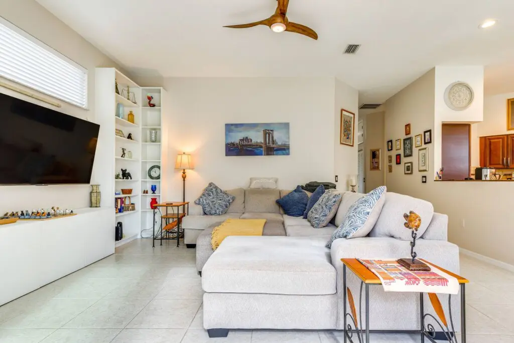 0067c5cc f77e 4589 8273 aeb04d3e1407.jpg