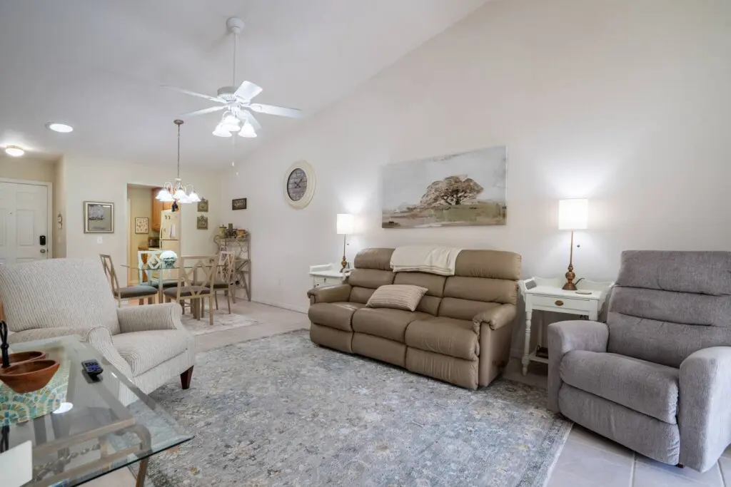 edaecfd5 6c73 40cb a49b eb5866eac50e.jpg